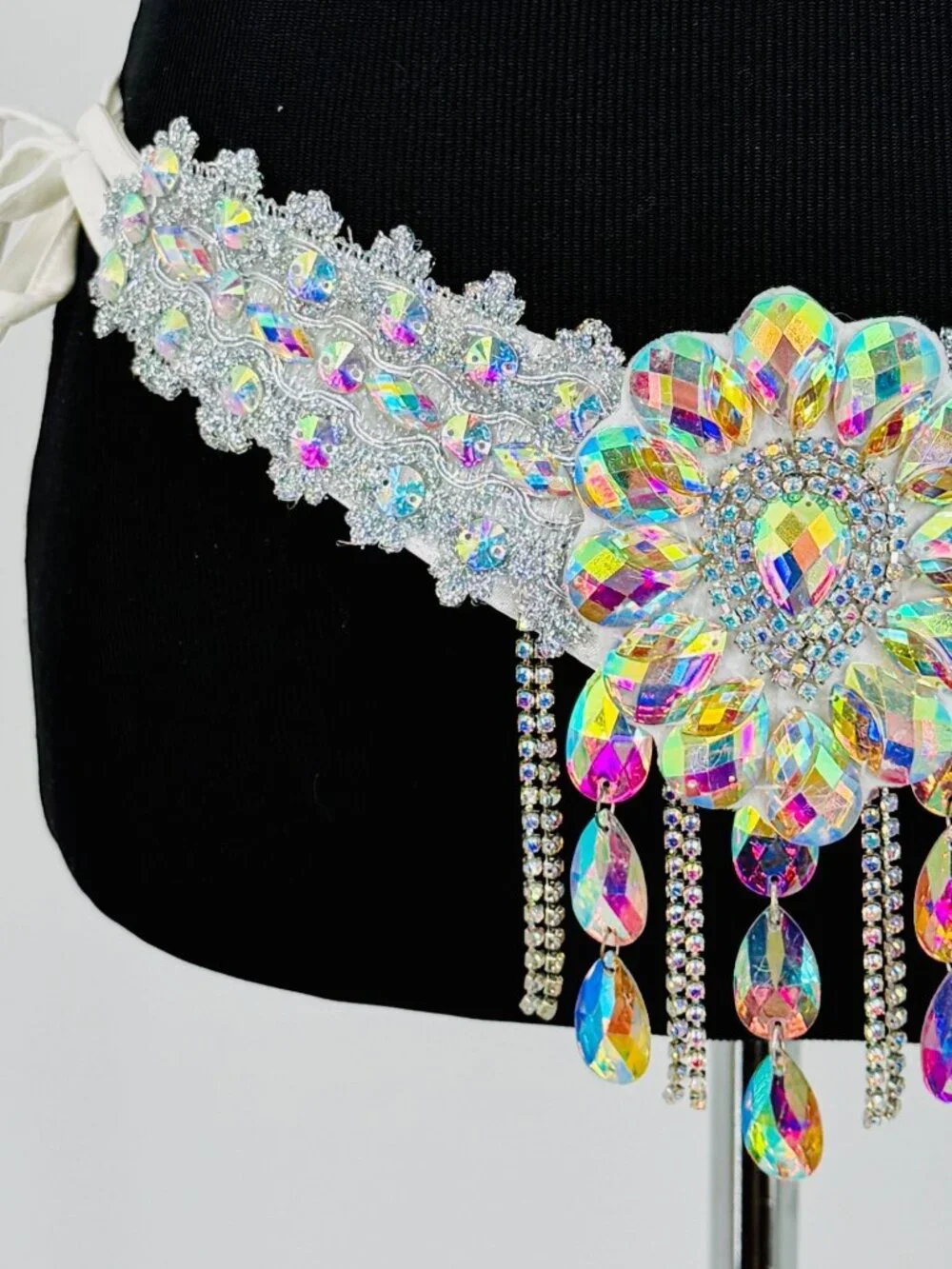Silver Crystal Rhinestone Bra & Belt Set | Samba Coachella Rave Festival Dancer - Picture 5 of 13